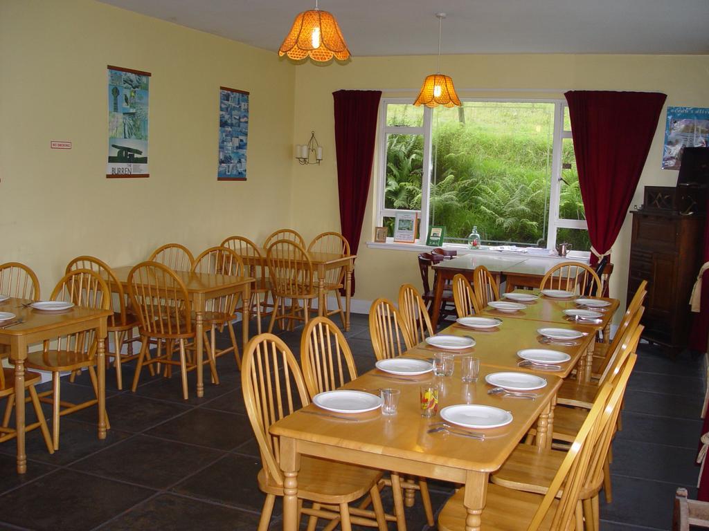 Ben Lettery Connemara Hostel Galway Exterior photo